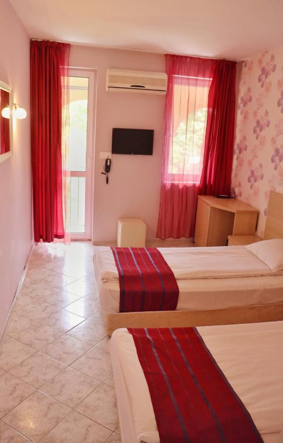 Rilena Hotel คีตาน ภายนอก รูปภาพ