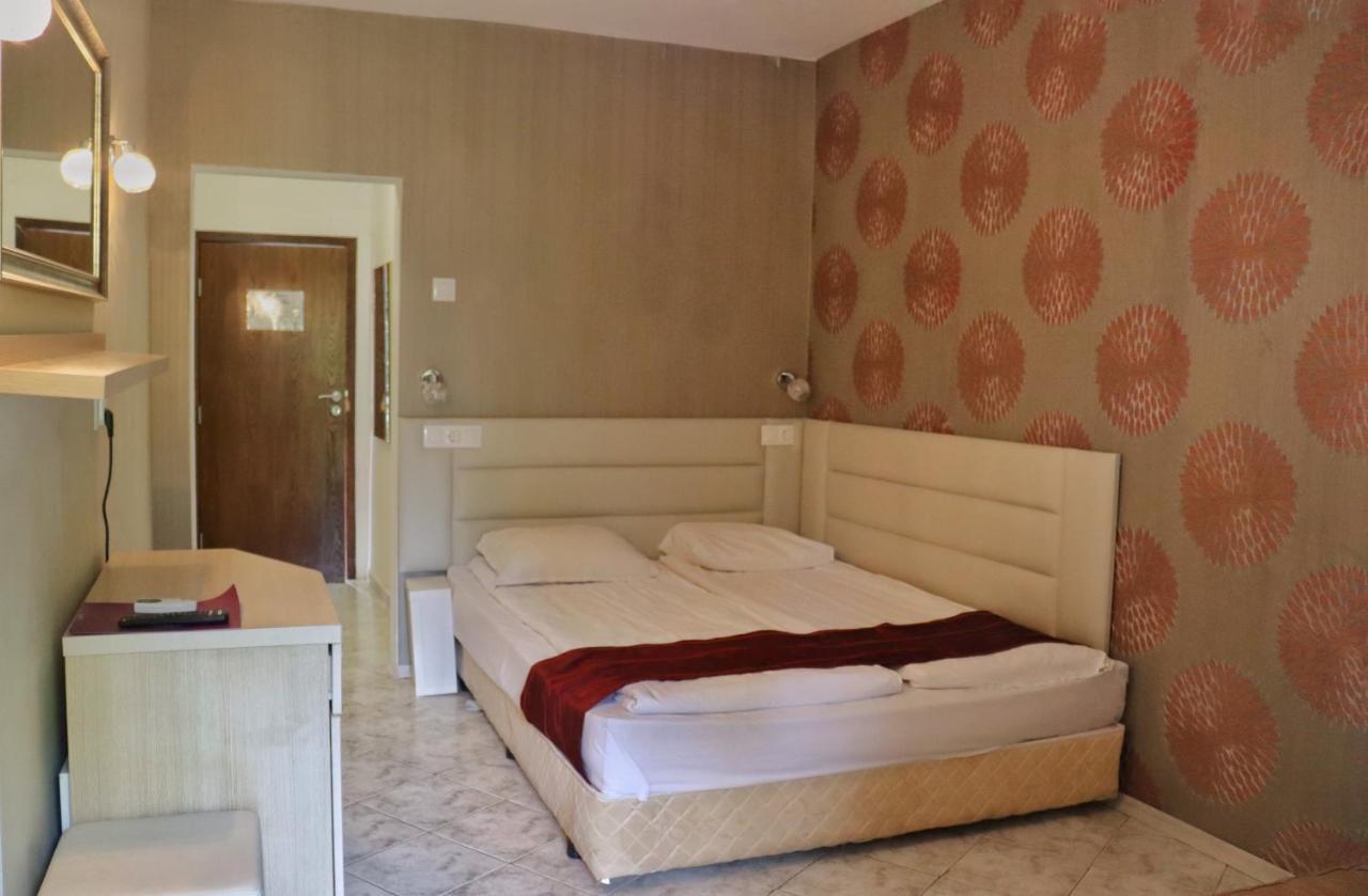 Rilena Hotel คีตาน ภายนอก รูปภาพ